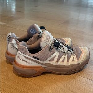 Salomon Beige Tan Trail Running Sneakers